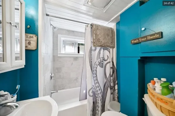 $799,900 | 2 Clifford Street, Middleboro, MA 02346