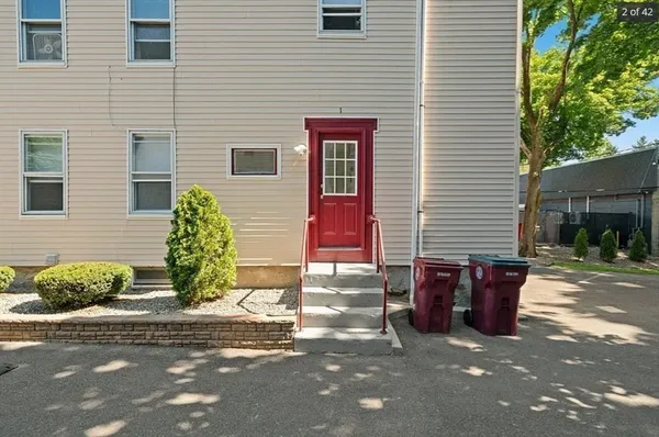 $799,900 | 2 Clifford Street, Middleboro, MA 02346