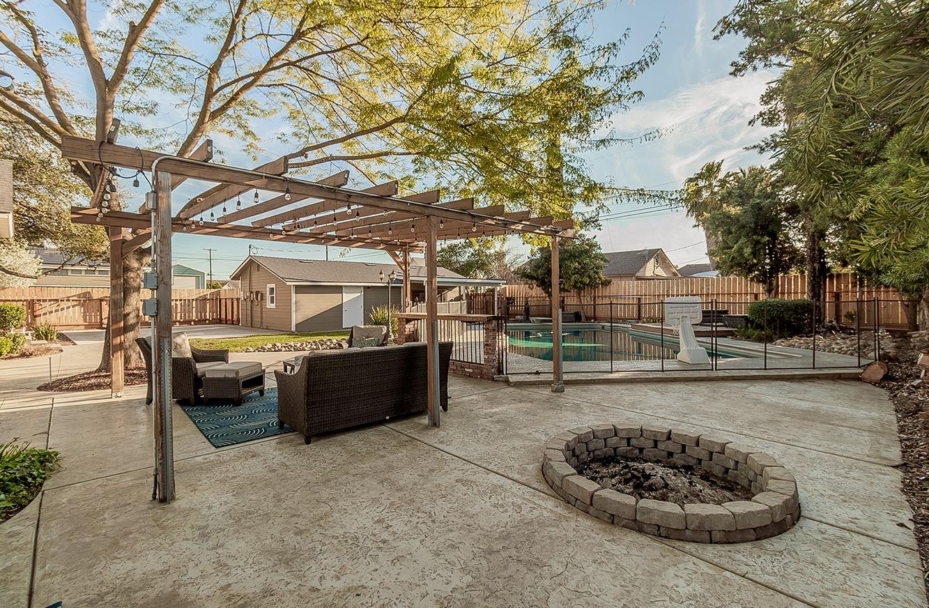 1053 K Street Reedley, CA 93654 - Photo 44 of 62