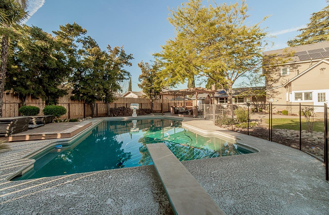 1053 K Street Reedley, CA 93654 - Photo 50 of 62