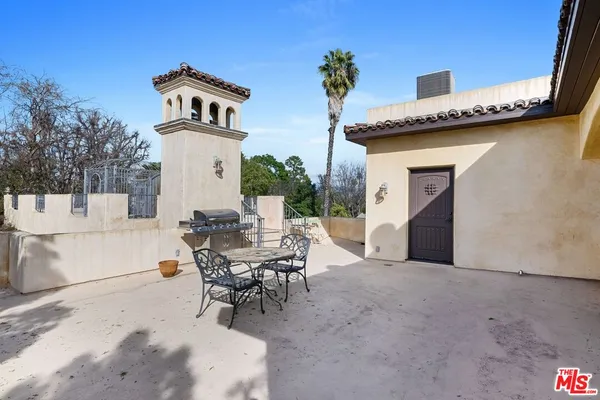 a picture of floor plan