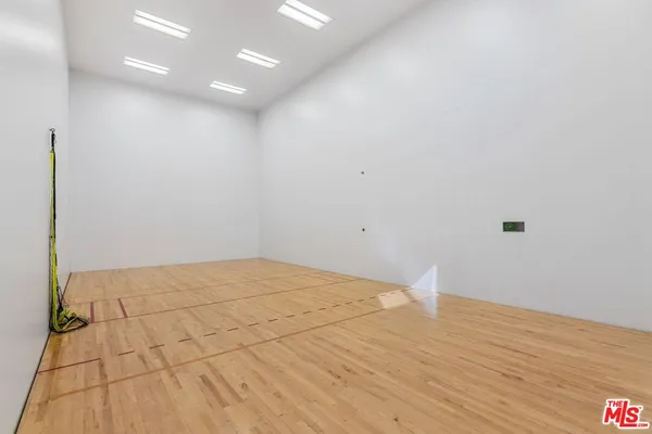 $8,975 | 12841 Landale Street, Studio City, CA 91604