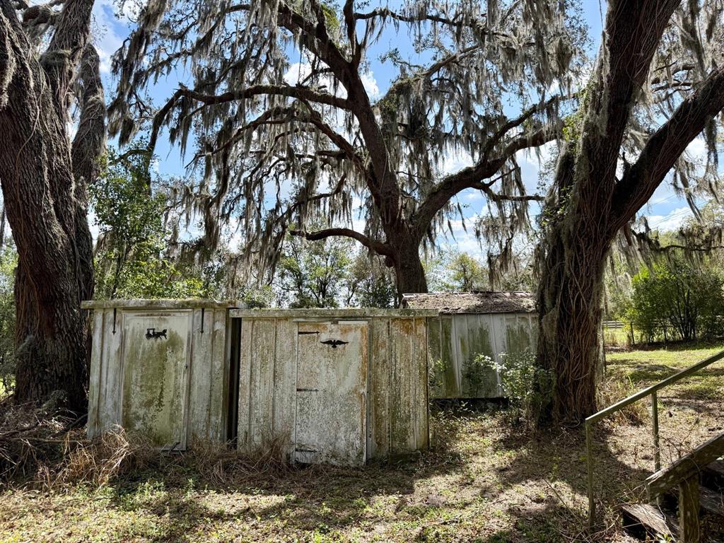 10010 Fort King Road Dade City, FL 33525 - Photo 18 of 36