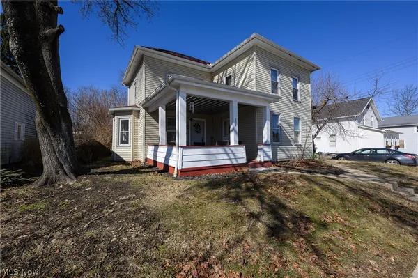 $154,000 | 204 South Main Street, Tuscarawas, OH 44682