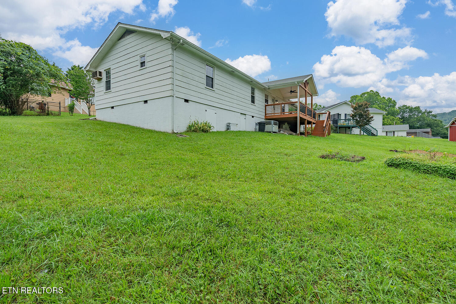 104 West Sheridan Place Oak Ridge, TN 37830 - Photo 18 of 19 A7301249-HDR