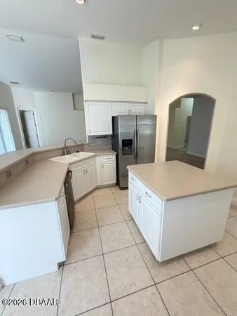 $2,600 | 1459 Areca Palm Drive, Port Orange, FL 32128