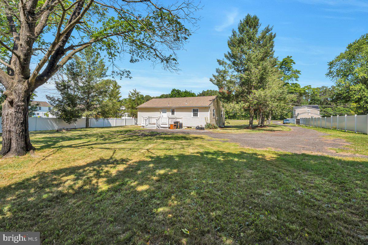 198 Jarvis Road Sicklerville, NJ 08081 - Photo 23 of 27