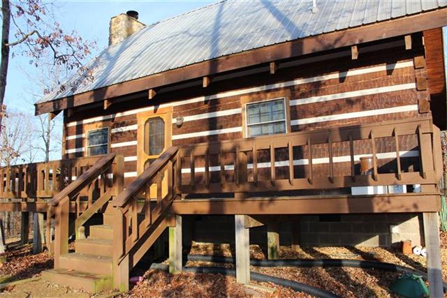 217 Amanda Road Dover, TN 37058 - Photo 18 of 20 Nice Deck, metal roof.