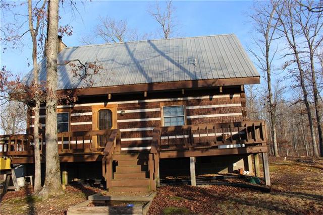 217 Amanda Road Dover, TN 37058 - Photo 4 of 20 Nice Back Deck with lovely views.