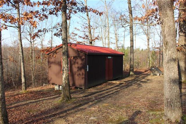 217 Amanda Road Dover, TN 37058 - Photo 7 of 20 Nice storage shed.