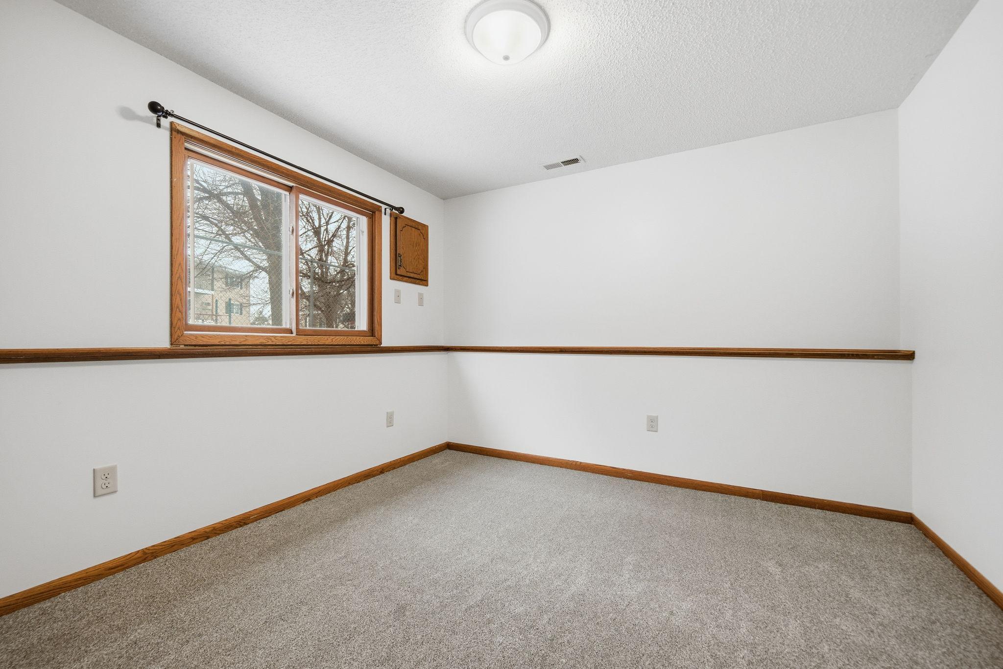 1266 Polk Street South Shakopee, MN 55379 - Photo 26 of 32