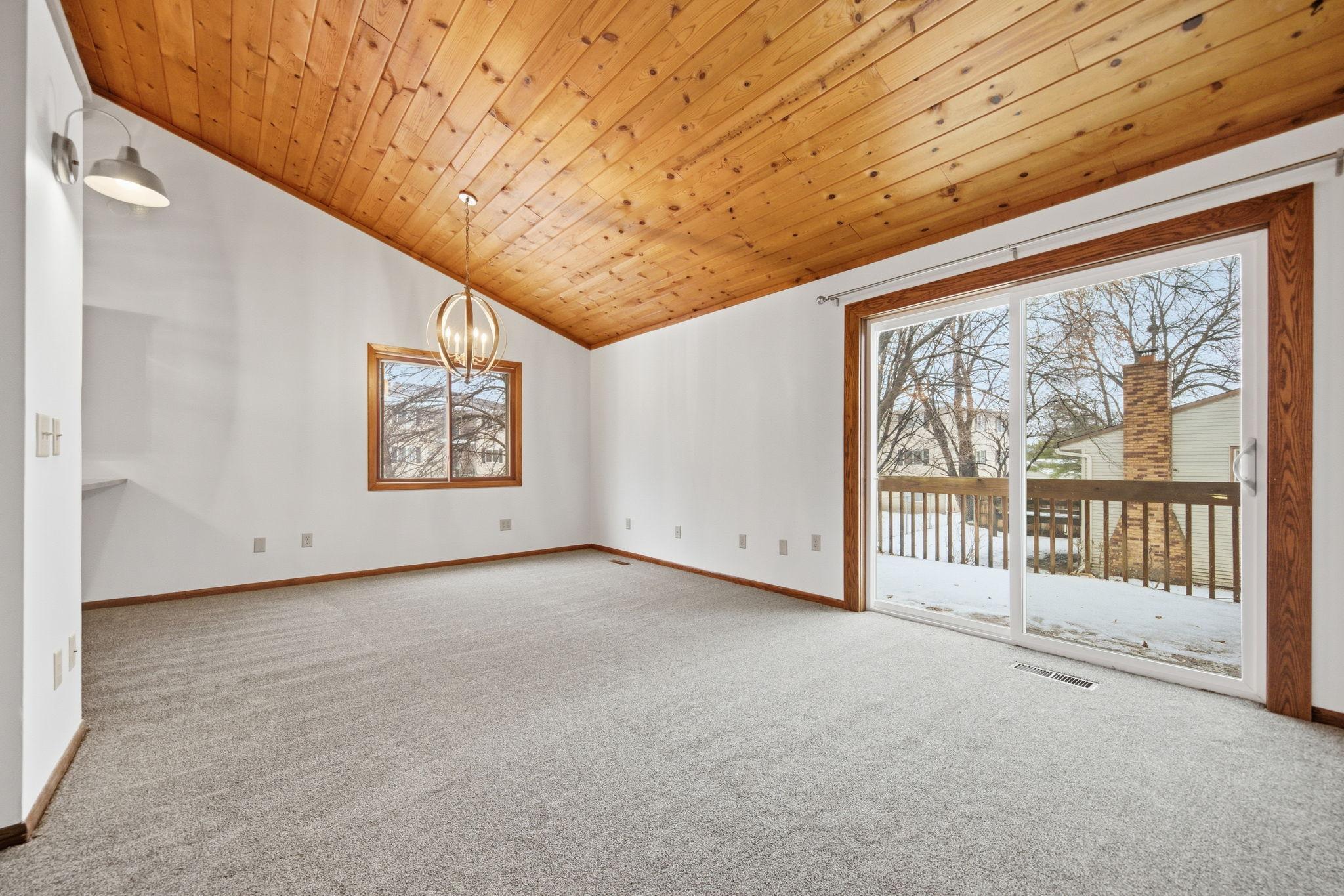 1266 Polk Street South Shakopee, MN 55379 - Photo 7 of 32