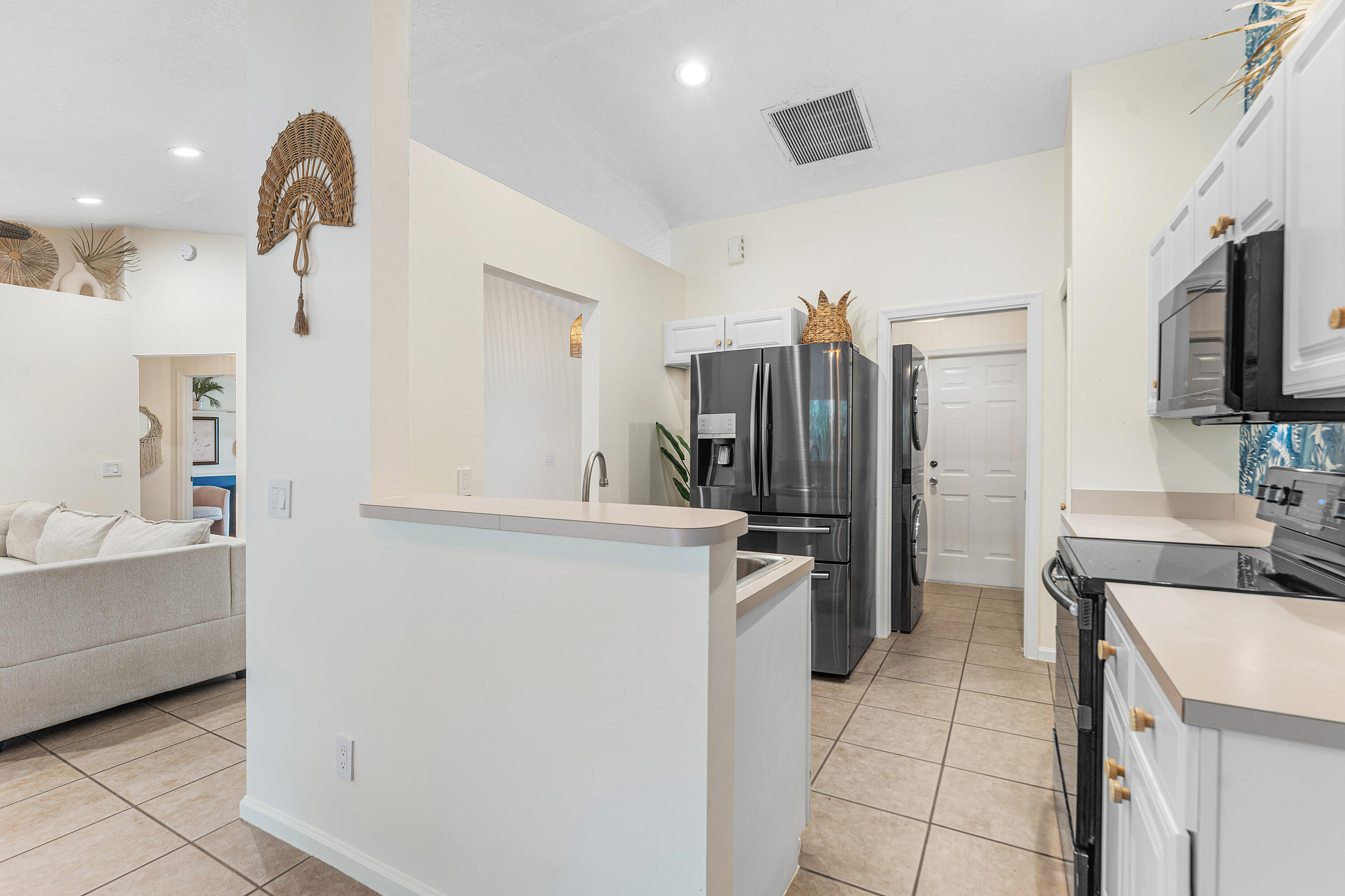 14752 86th Road North The Acreage, FL 33470 - Photo 7 of 29 008-1475286thRoadNorth-TheAcreage-FL-334