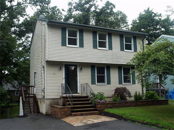 22 Hilltop Road Dracut, MA 01826 - Photo 1 of 14 Gallery Image 1