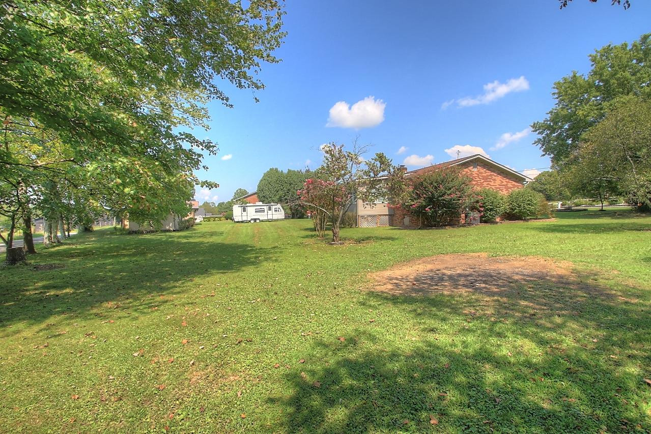 1244 Yorkshire Estates Road London, KY 40744 - Photo 29 of 33 Listing Photo
