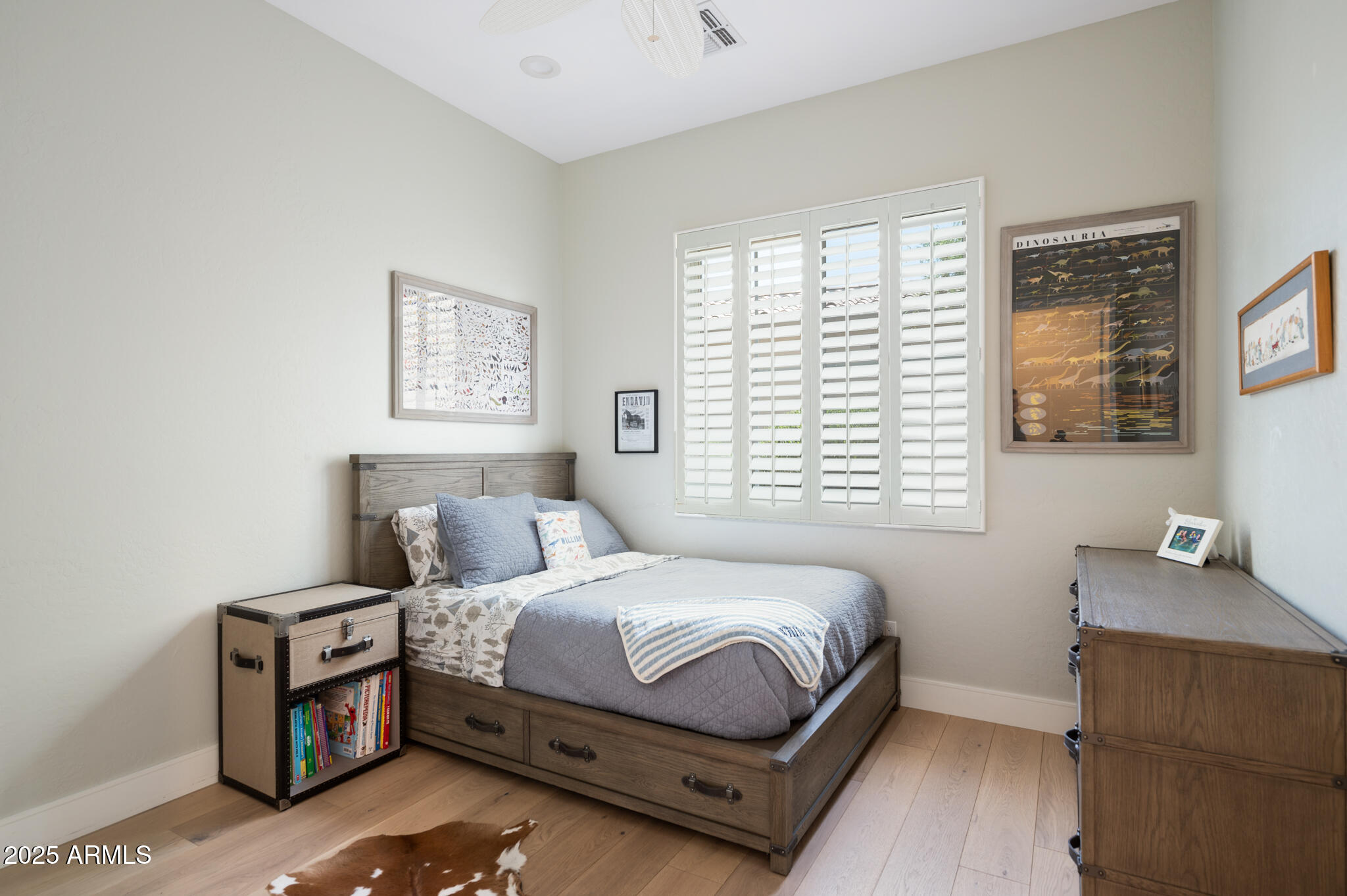 9631 East Mountain Spring Road Scottsdale, AZ 85255 - Photo 29 of 48 a bedroom with a bed and a window
