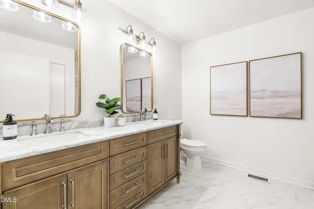 $515,000 | 462 Sullivan Road, Selma, NC 27576