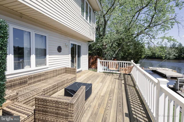 a view of deck and patio