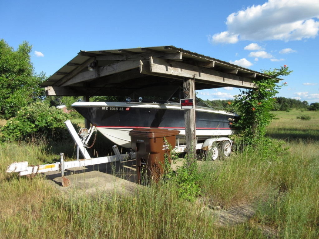 1595 North County Line Road Six Lakes, MI 48886 - Photo 4 of 16 UNADJUSTEDNONRAW_thumb_3bde