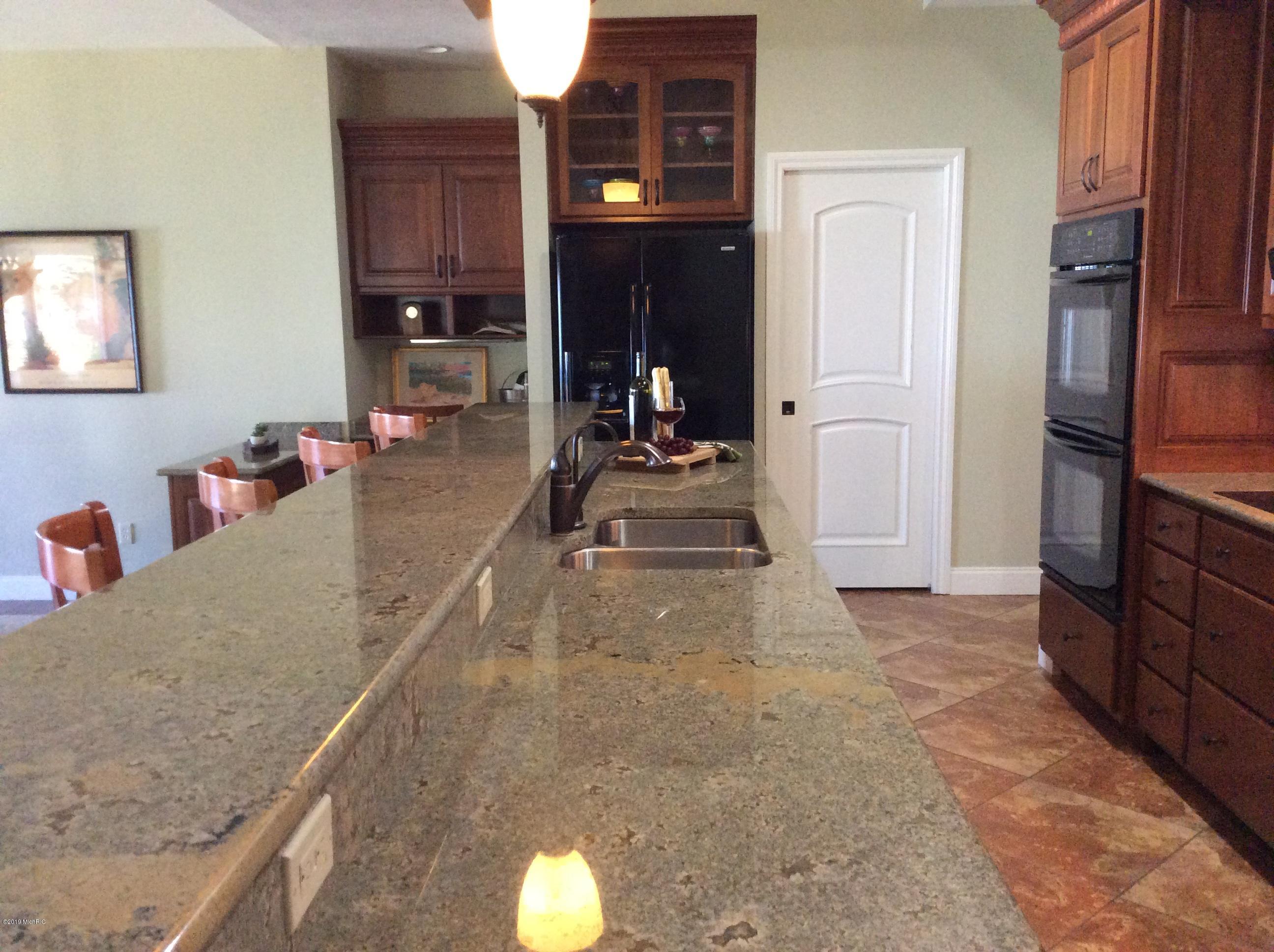 3062 Lakeshore Road Manistee, MI 49660 - Photo 17 of 63 Kitchen