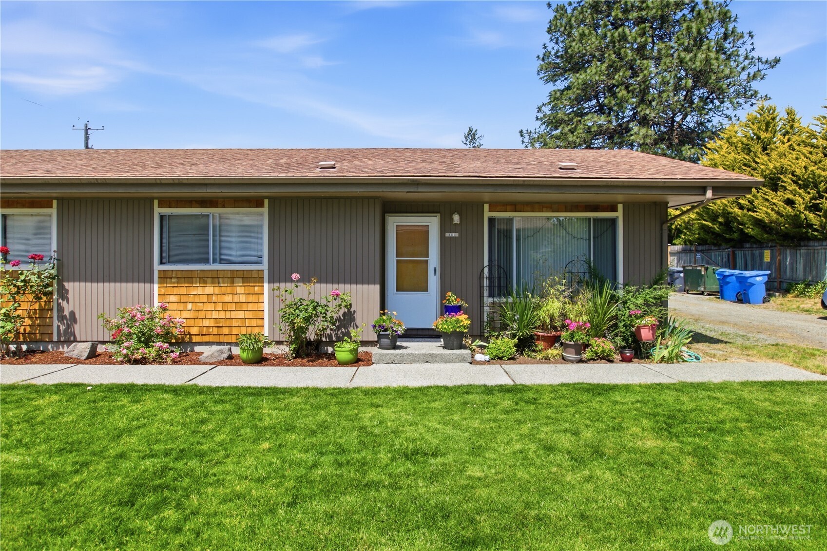 8303 John Dower Road Southwest Lakewood, WA 98499 - Photo 21 of 27