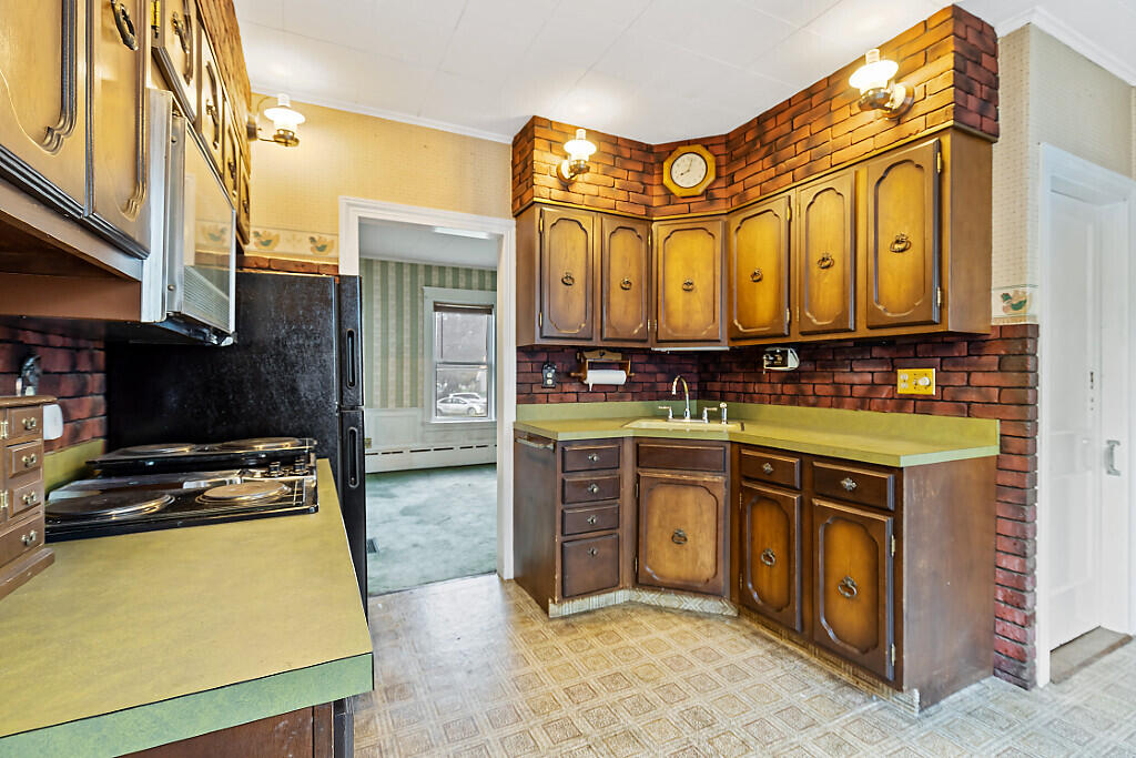 47 Sanger Avenue Waterville, ME 04901 - Photo 21 of 50 21_BP5A0201_DxO_mls