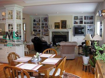 885 Bishop Road Grosse Pointe, MI 48230 - Photo 2 of 5 854110-1.JPG