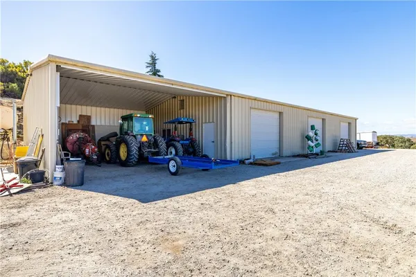 $3,950,000 | 6944 Union Road, Paso Robles, CA 93446