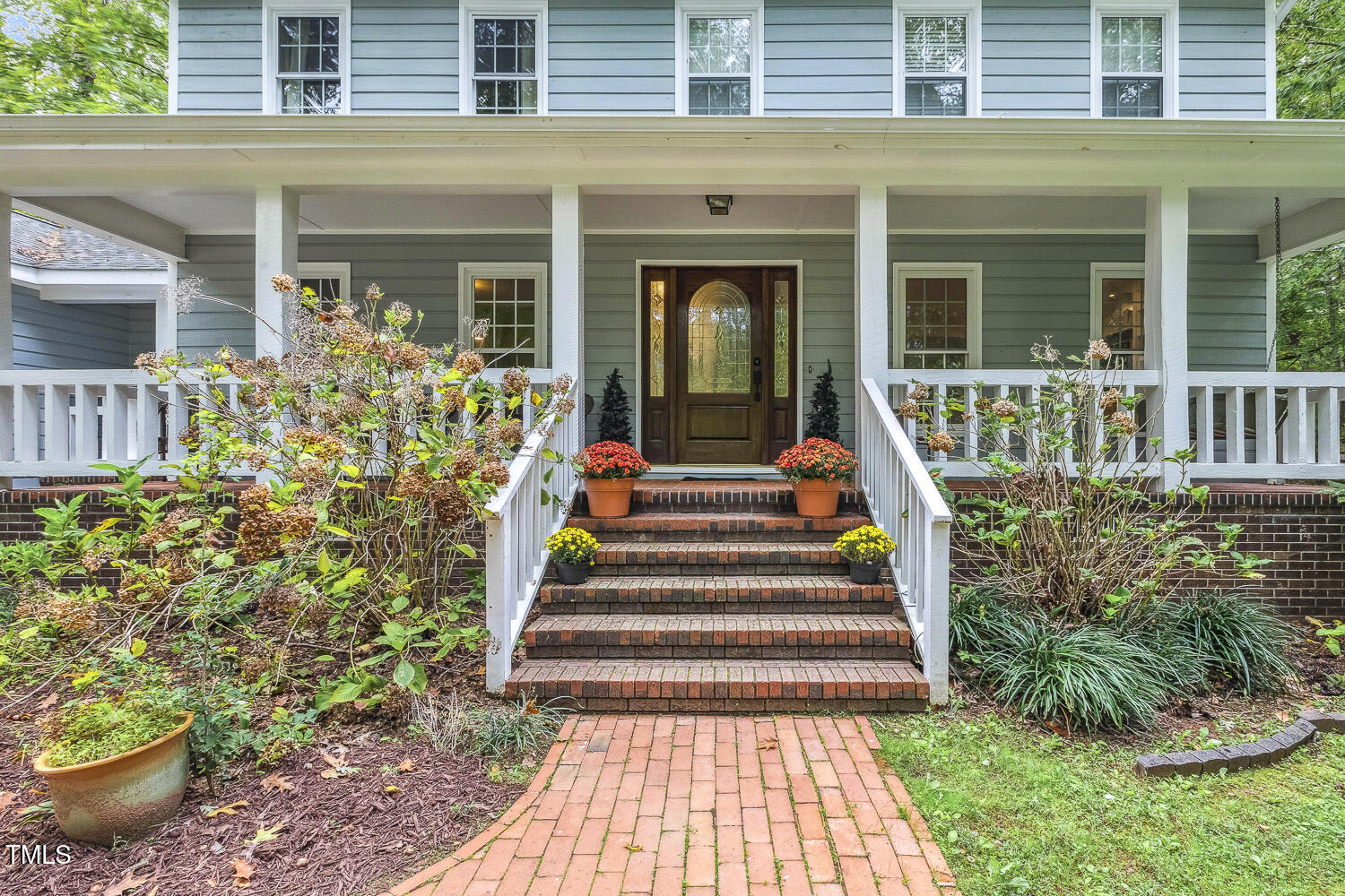 8009 Netherlands Drive Raleigh, NC 27606 - Photo 2 of 38 004
