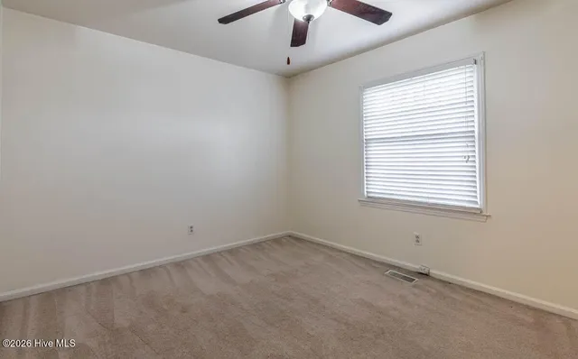 $250,000 | 504 Greenbriar Drive, Jacksonville, NC 28546