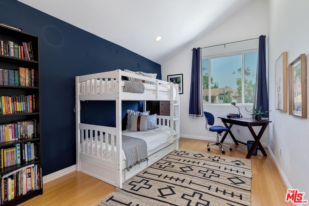 2803 Angelo Drive Los Angeles, CA 90077 - Photo 16 of 30