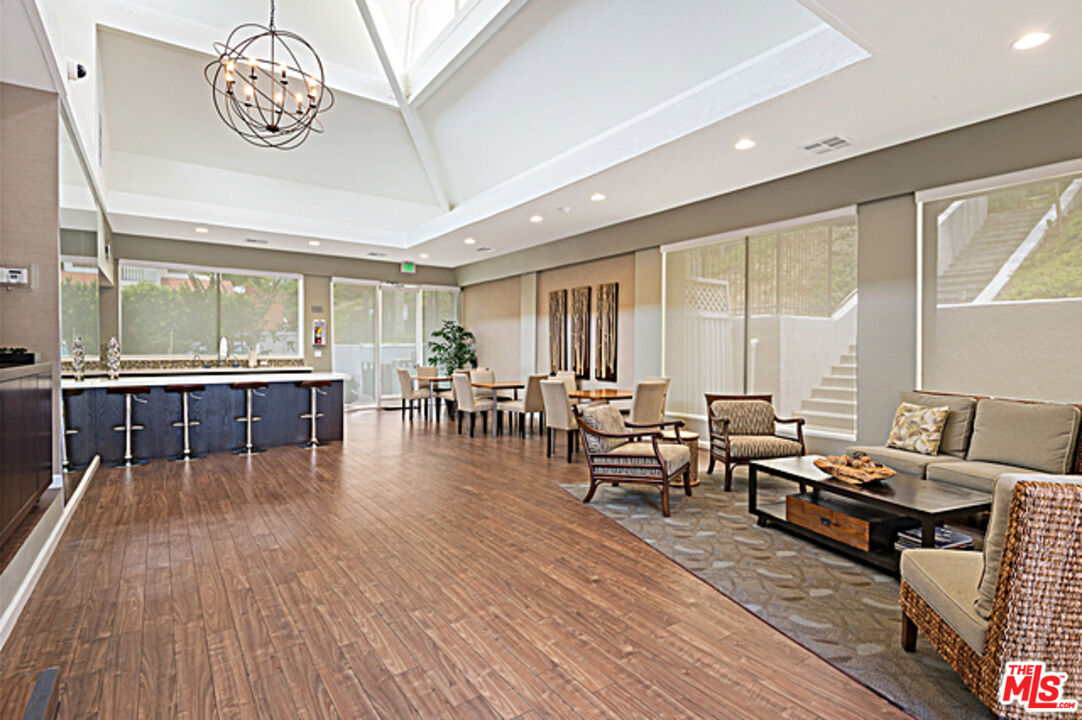 2803 Angelo Drive Los Angeles, CA 90077 - Photo 24 of 30