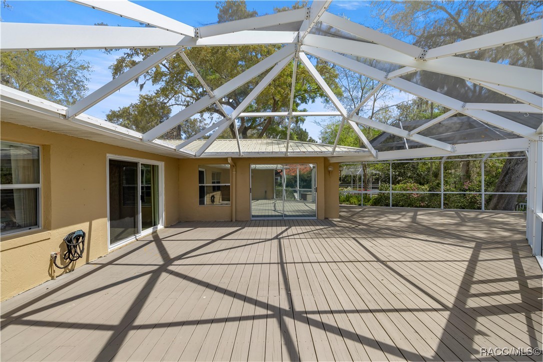 4817 Riverside Drive Yankeetown, FL 34498 - Photo 9 of 64
