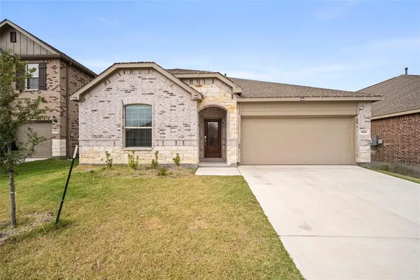 $349,999 | 1208 Kennedy Court, Fate, TX 75087