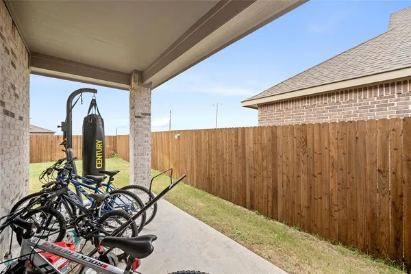 $349,999 | 1208 Kennedy Court, Fate, TX 75087
