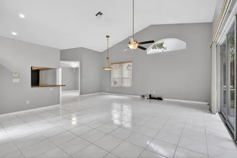 $175,000 | 8848 Shoal Creek Lane, Boynton Beach, FL 33472