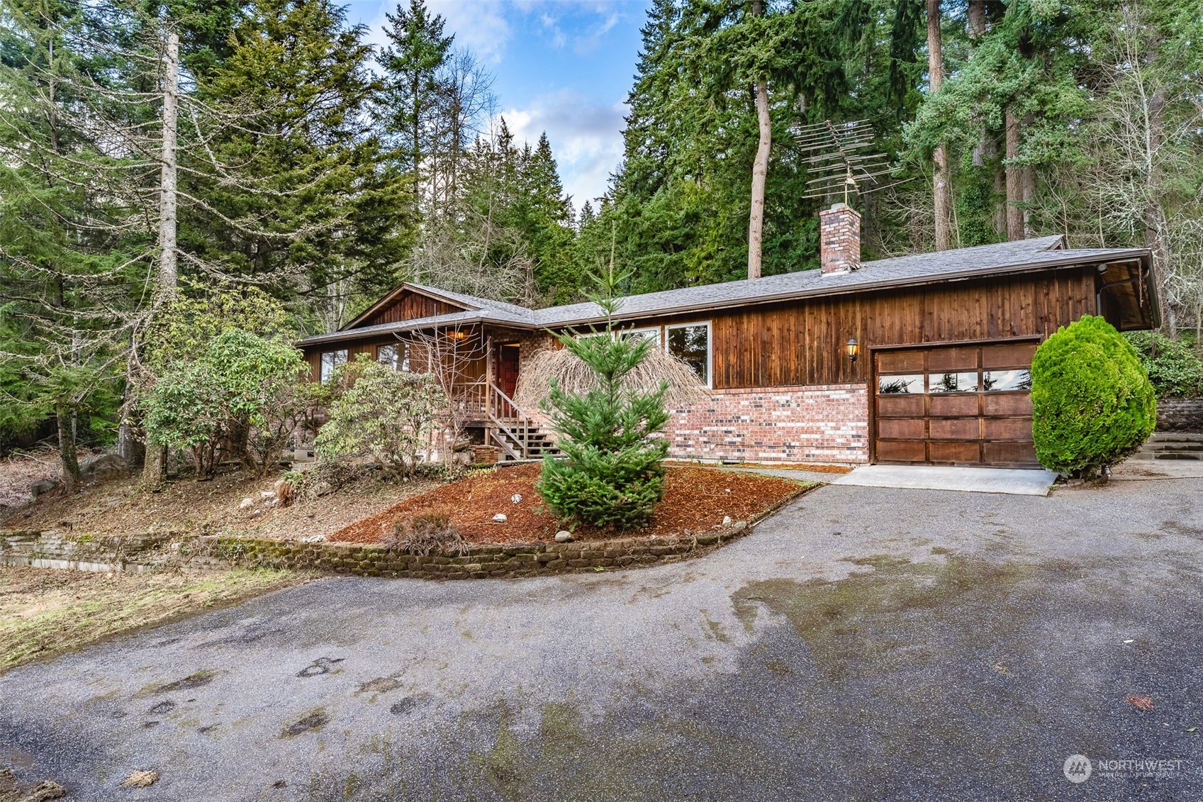 1701 Samish Way Bellingham, WA 98229 - Photo 1 of 29 Gallery Image 1