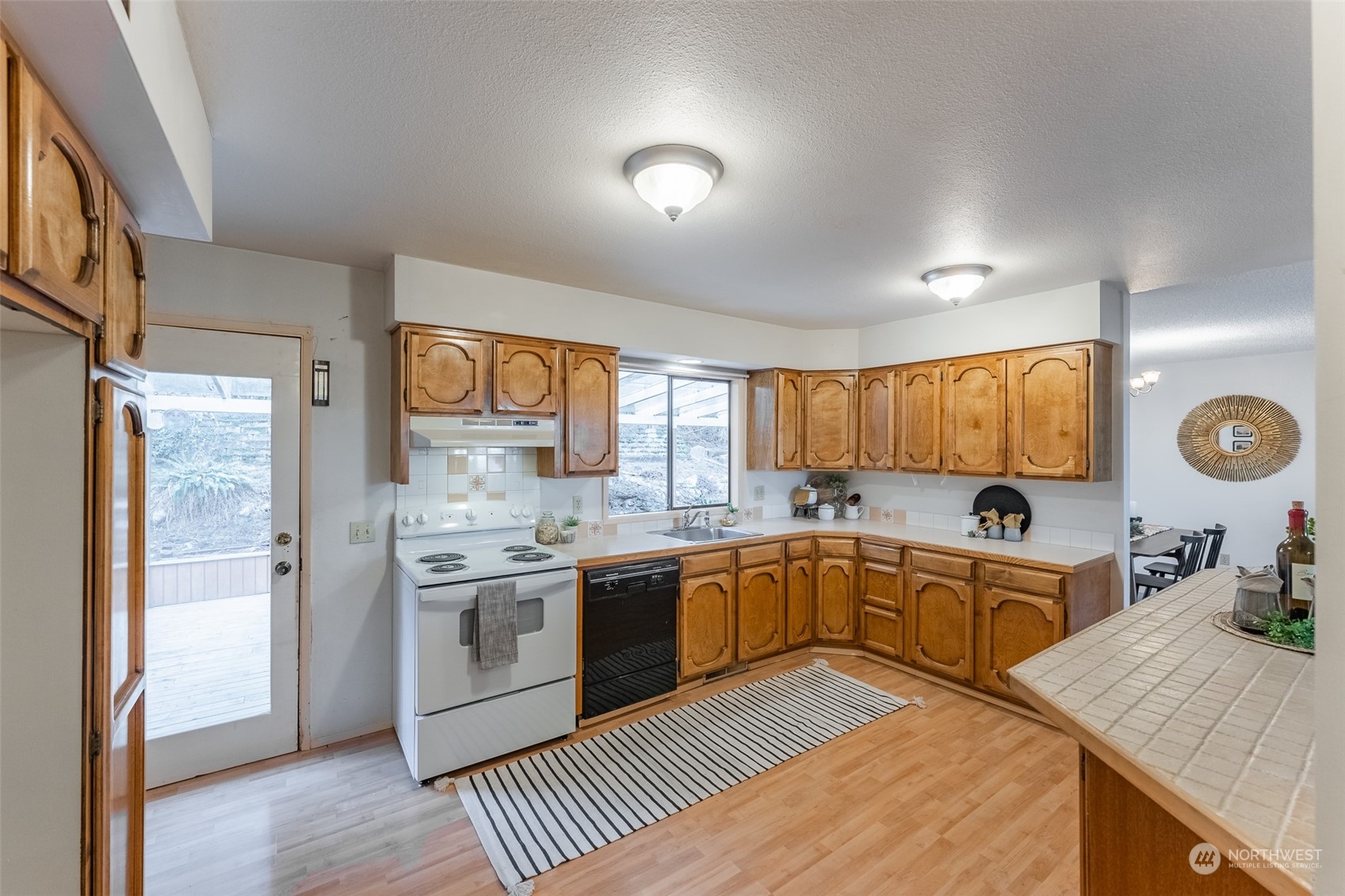 1701 Samish Way Bellingham, WA 98229 - Photo 13 of 29 Gallery Image 13