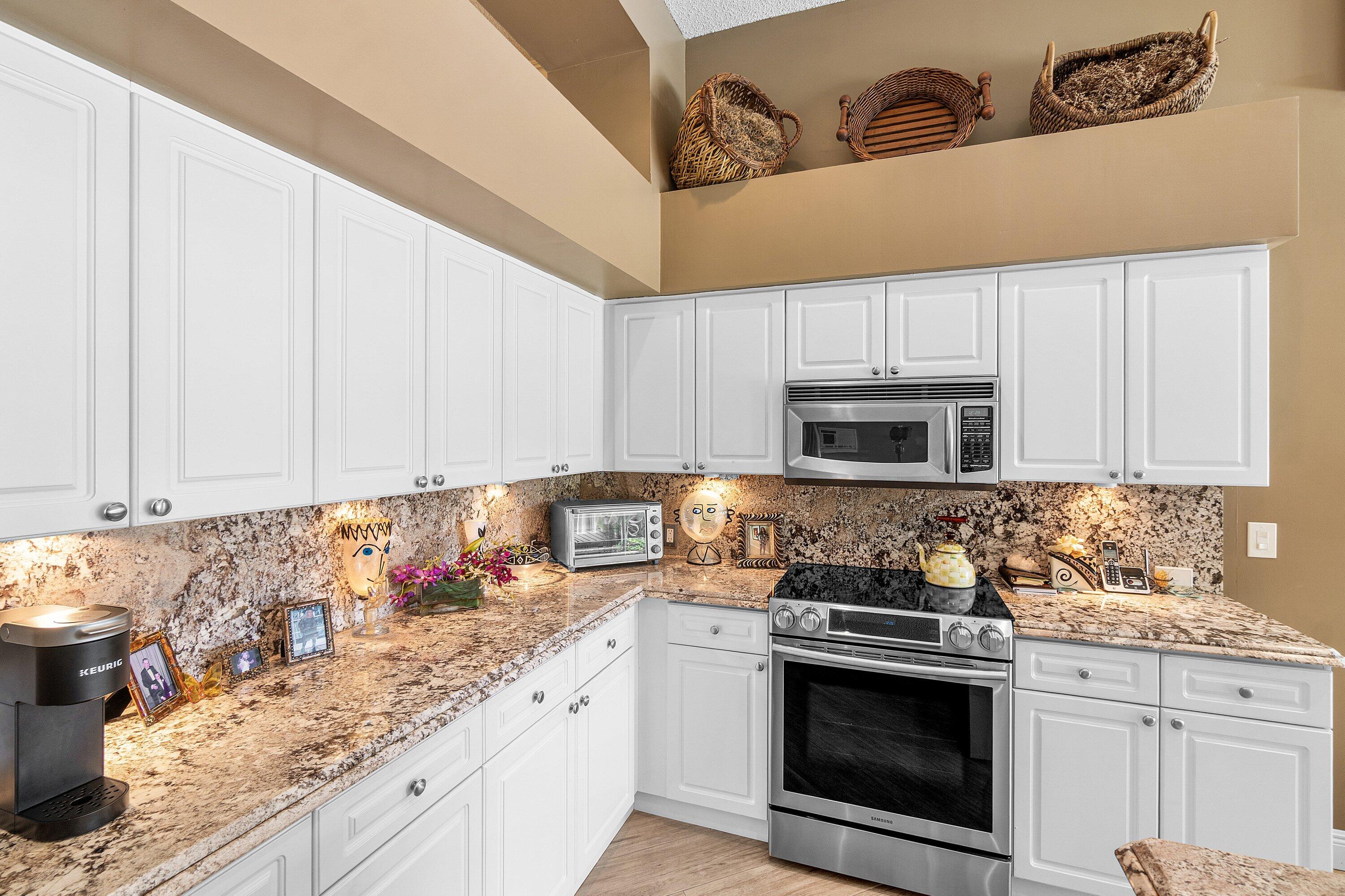 2432 Northwest 67th Street Boca Raton, FL 33496 - Photo 11 of 61 014-2432Northwest67thStreet-BocaRaton-FL