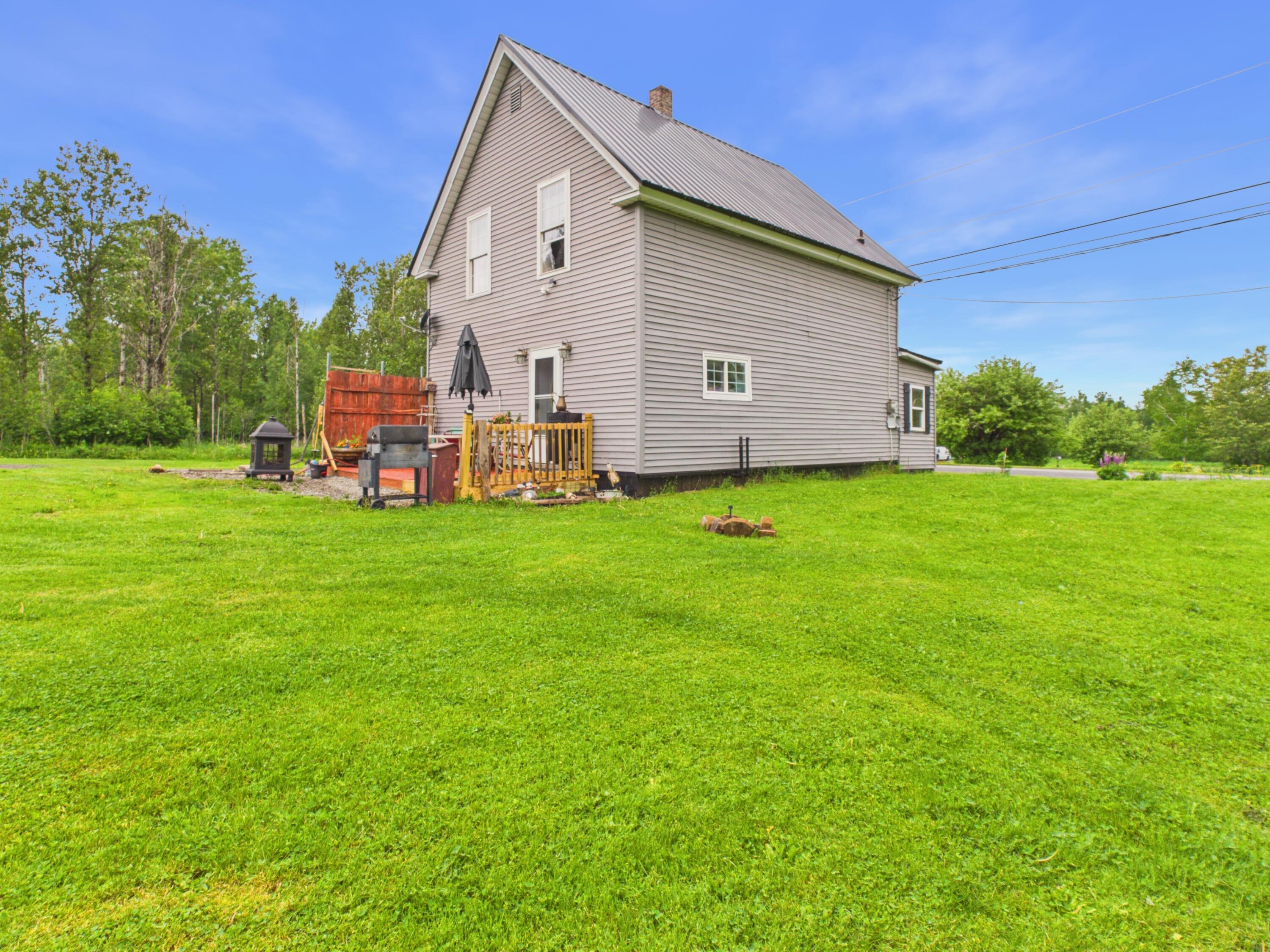 579 Sheridan Road Ashland, ME 04732 - Photo 7 of 46 579 Sheridan Rd Ashland 2026 (6)