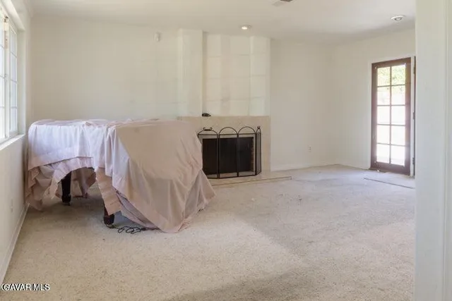 $3,050 | 43834 Gadsden Avenue, Lancaster, CA 93534