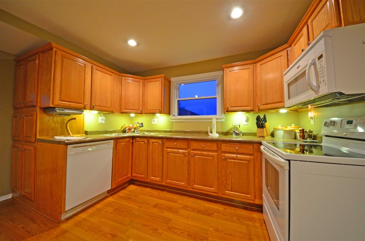 10536 Marion Center Road Fort Wayne, IN 46816 - Photo 4 of 34