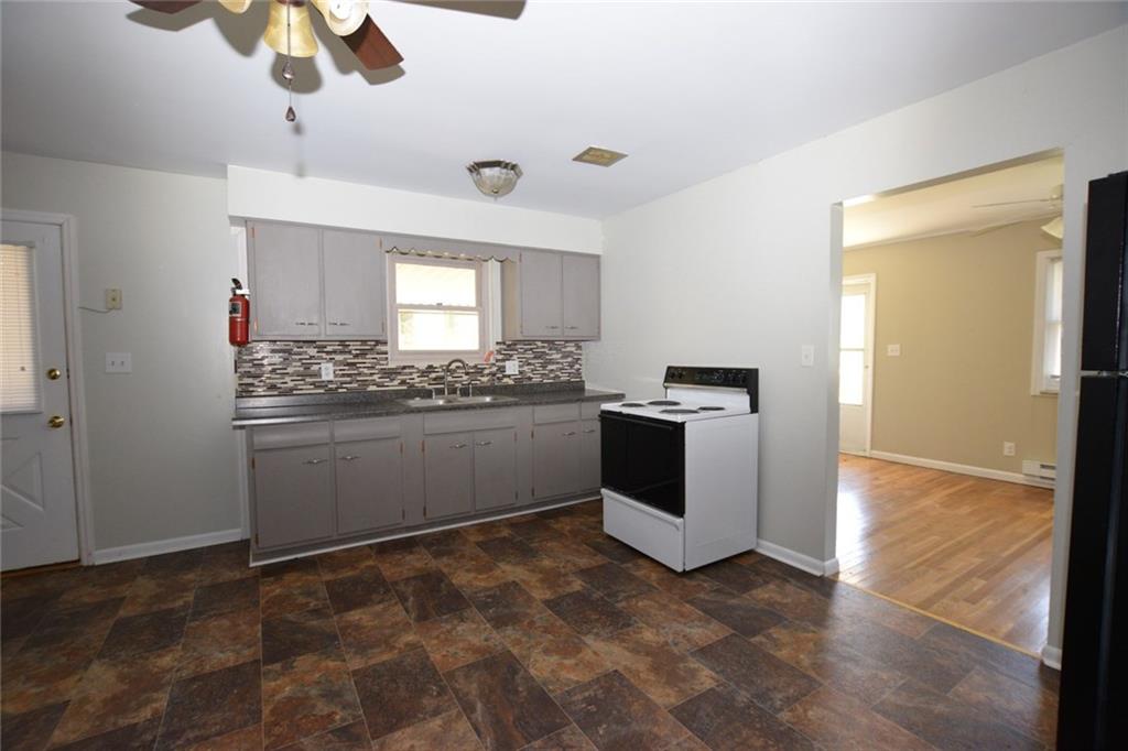 221 East Ellis Road Bloomington, IN 47408 - Photo 3 of 12 Gallery Image 3