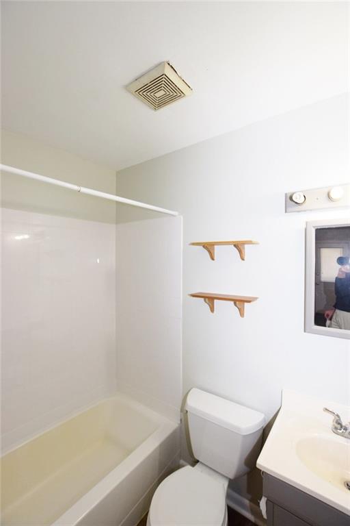221 East Ellis Road Bloomington, IN 47408 - Photo 6 of 12 Gallery Image 6