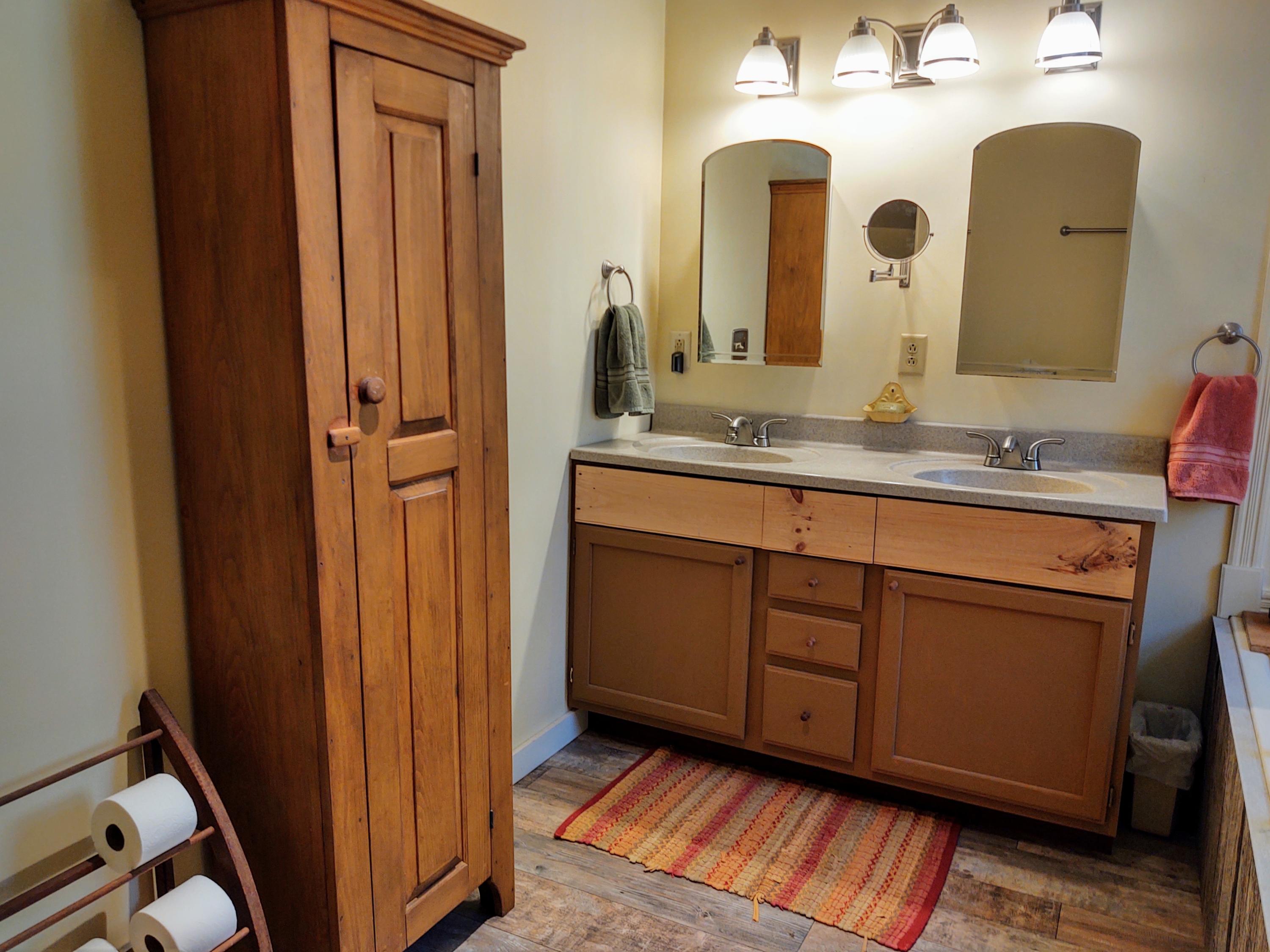 193 Parsons Road Norway, ME 04268 - Photo 58 of 69 large bath
