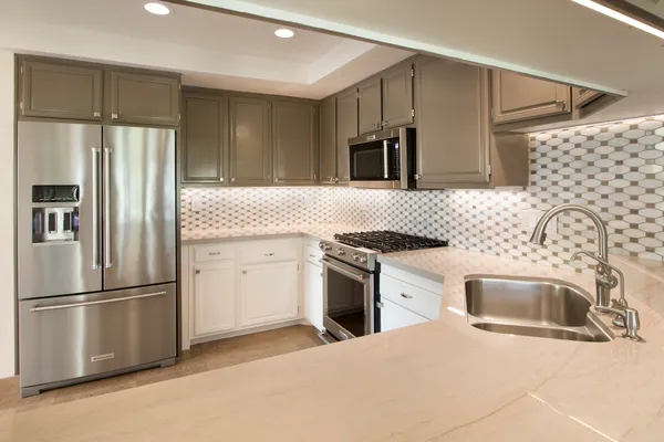 $4,000 | 73318 Shadow Mountain Drive, Unit B, Palm Desert, CA 92260
