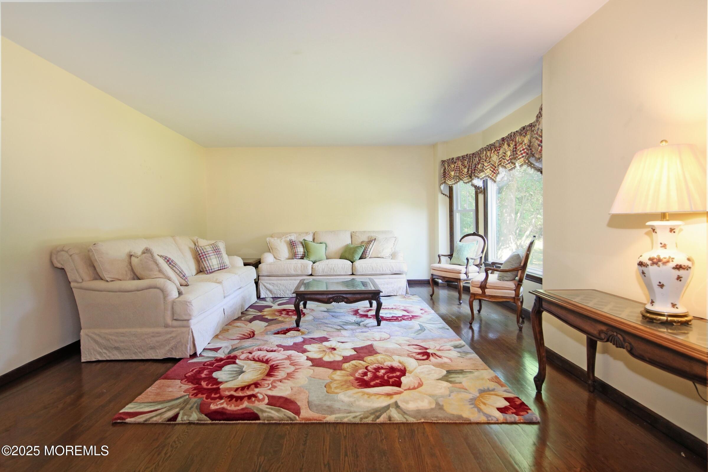 32 Okros Road Tinton Falls, NJ 07712 - Photo 14 of 42 Living Room