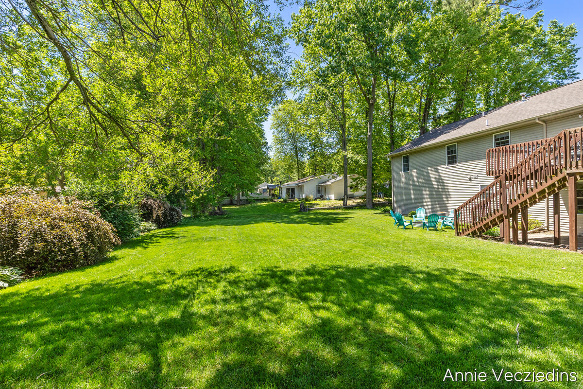 15096 Oakland Street Spring Lake, MI 49456 - Photo 34 of 41 15096-Oakland_036