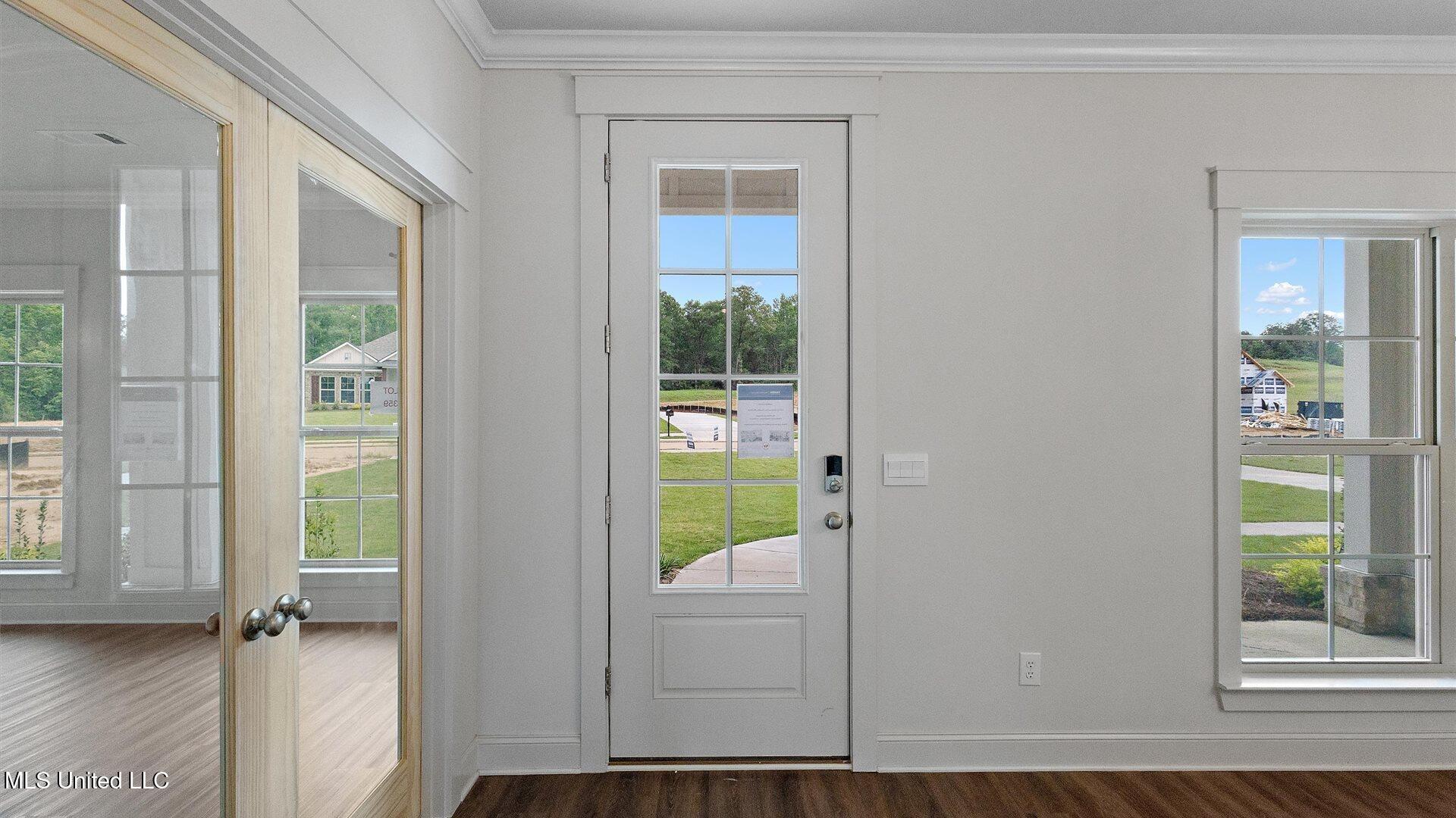 722 Honeysuckle Loop Canton, MS 39046 - Photo 2 of 36 06-3HTP4158