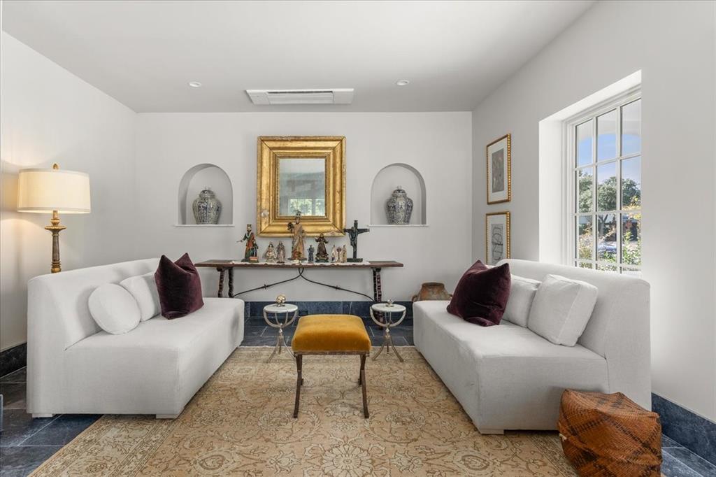 4259 Crestline Road Fort Worth, TX 76107 - Photo 11 of 40 a living room with furniture fireplace and a window